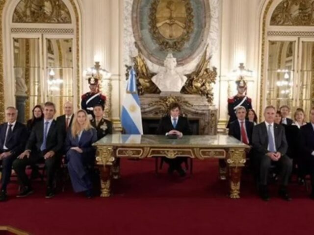 Milei anunció sanciones a