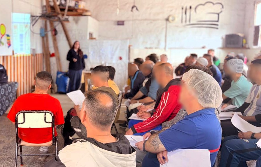 Brindan un curso de